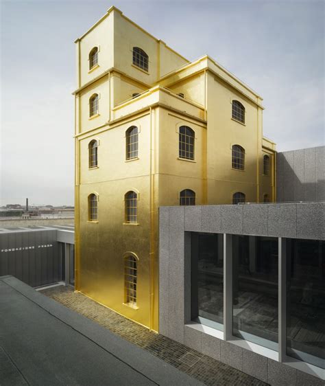 fondazione prada foglia oro|L'EDIFICIO d'ORO di Milano .